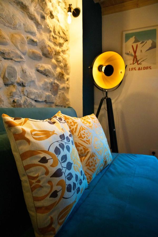 Appartement Atypique Au Coeur Des Alpes Barraux Exteriör bild
